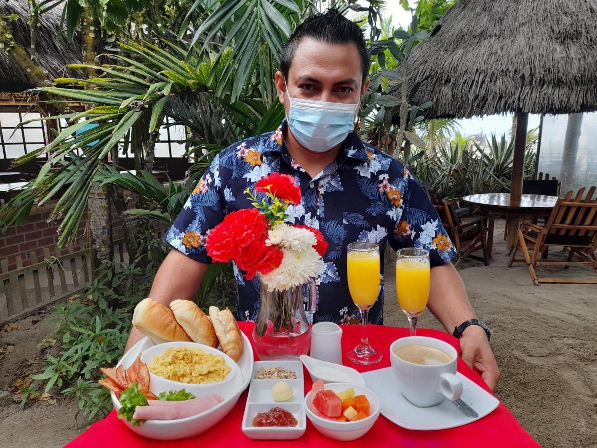 Hotel Bambú Canoa Bagian luar foto