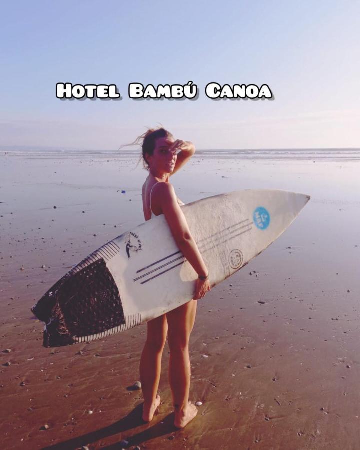 Hotel Bambú Canoa Bagian luar foto
