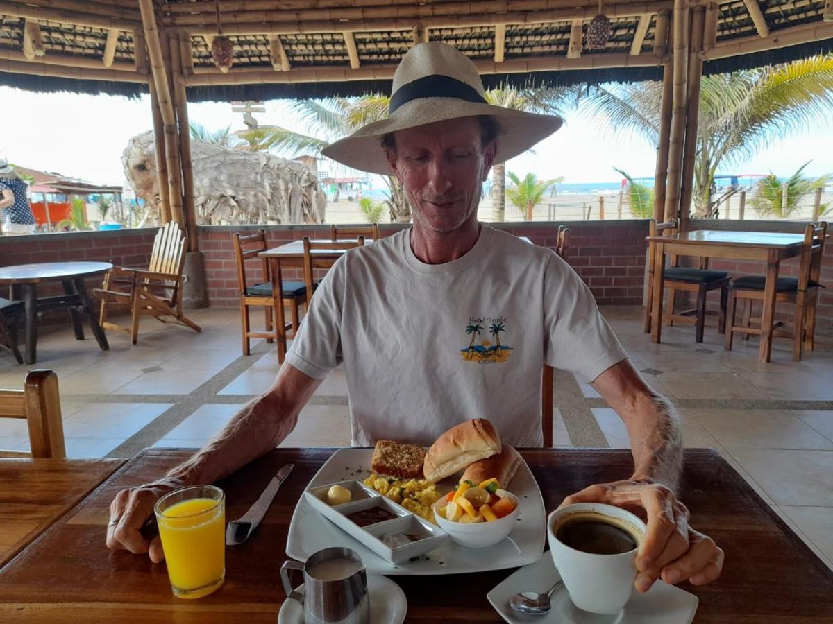 Hotel Bambú Canoa Bagian luar foto