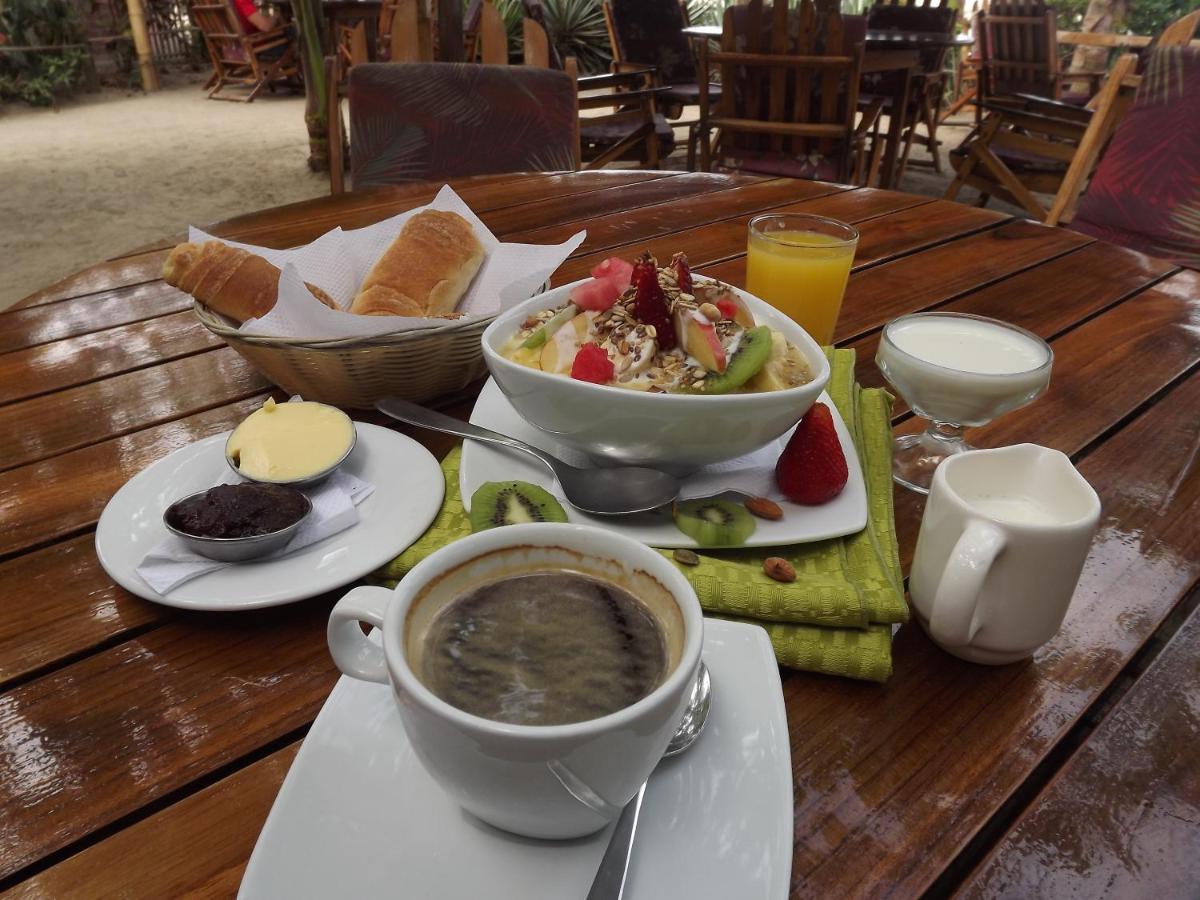 Hotel Bambú Canoa Bagian luar foto